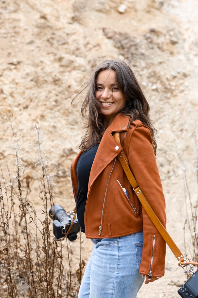 Mathilde Chabanas, Douceur de Louve, photographe couple, mariage et famille en Drôme Ardèche.